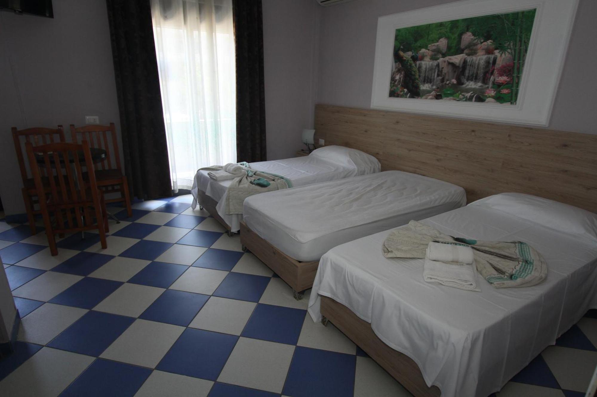 Kompleksi Eli Guest House Durrës Exterior foto
